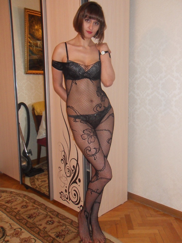 Изысканная блондинка с аппетитной фигурой приглашает на встречу. Отдам тебе нежность, страсть и жаркий секс. Помогу расслабиться и забыть обо всем, кроме нас двоих. 21820, 27 лет